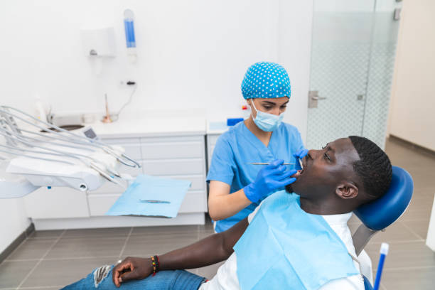 Best Emergency Tooth Extraction in Siena College, NY